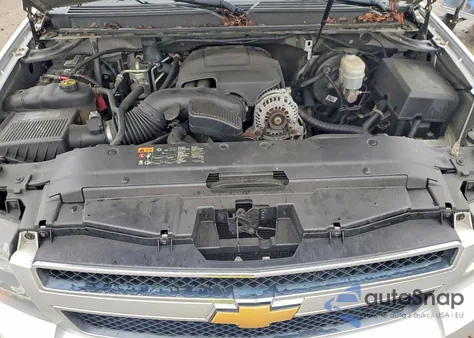 2013 Chevrolet Tahoe C1500 Ls z USA, uszkodzony, nr VIN 1GNSCAE07DR106579